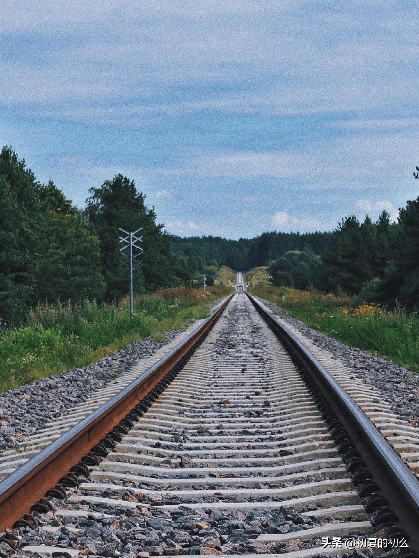随性淡然的文案句子 | 很自在又洒脱的调子,温暖而溢满惬意