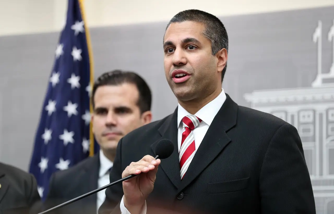 反华的代价！美国计划拆换华为中兴，结果突然发生了变故