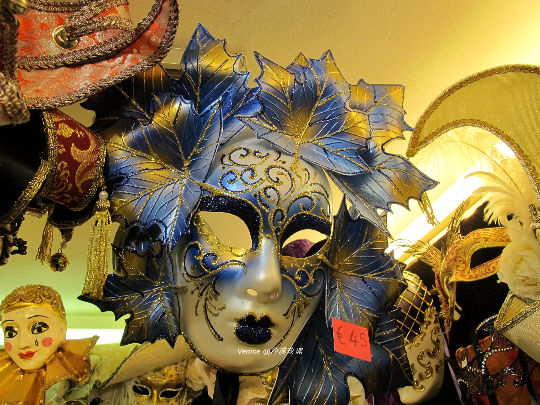 世界三大狂欢节之一,必不可少的面具还曾和传染病医生有关