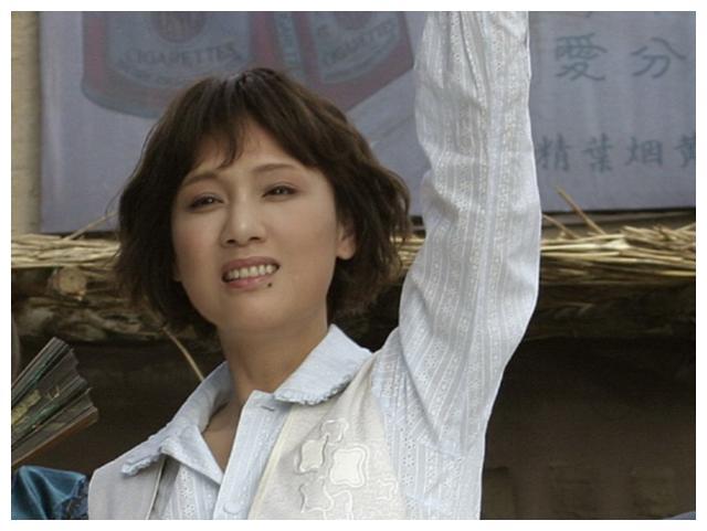 李建群与导演同居27年无婚无子,63岁遗憾离世,男方紧随其后
