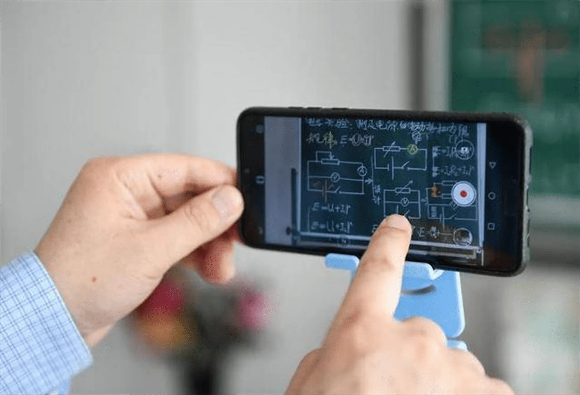 手机对于学生来说究竟意味着什么？浅谈手机对于学生们的重要性