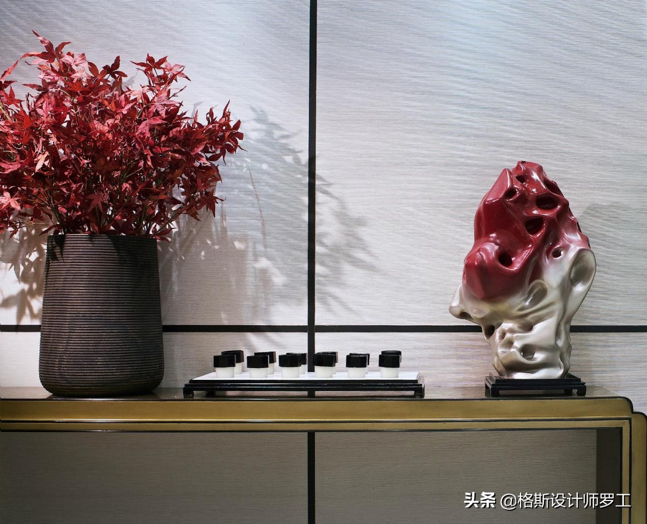 146㎡4居室新中式风格的家，全屋雅致复古，客厅背景好大气