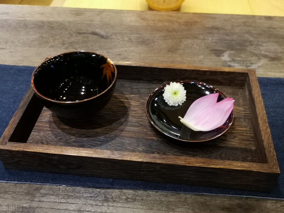 一书一茶一太极，不负岁月不负卿