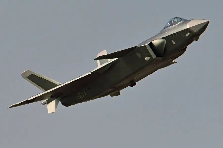 ��ý����20���Ƚ�����ս������������װ��ž���׷ƽ������������