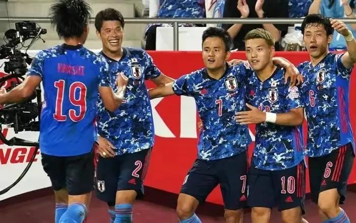 日本男足vs澳大利亚(日本U21男足3-0大胜澳大利亚夺得U23亚洲杯季军 我们应向日本学习)