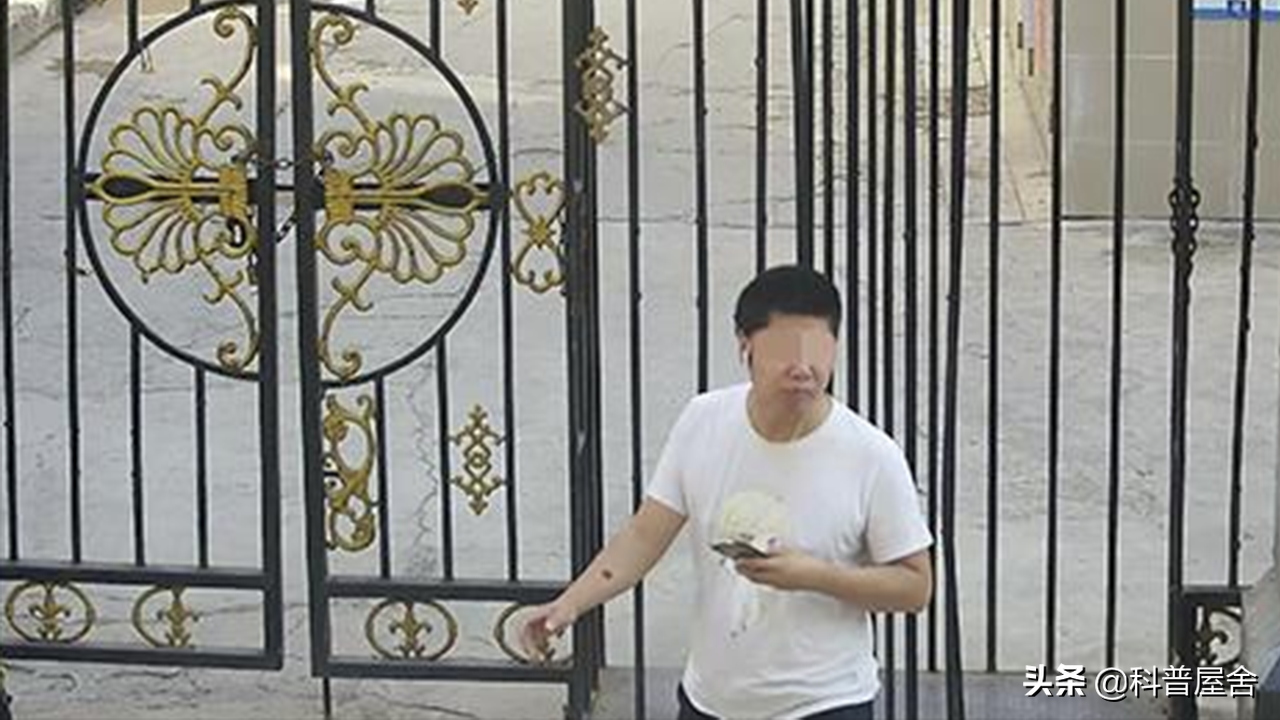 2019年，上海90后小伙盗窃内衣成瘾，女报案人哭诉：无衣可换