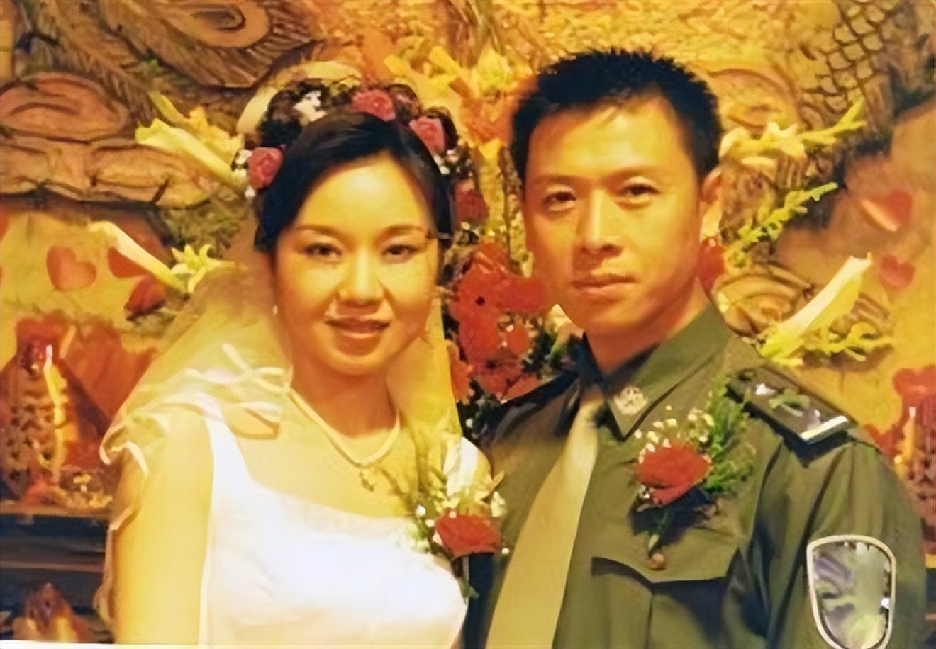 邹伟与闫妮离婚19年,他再婚生子获幸福,她情路坎坷至今未婚