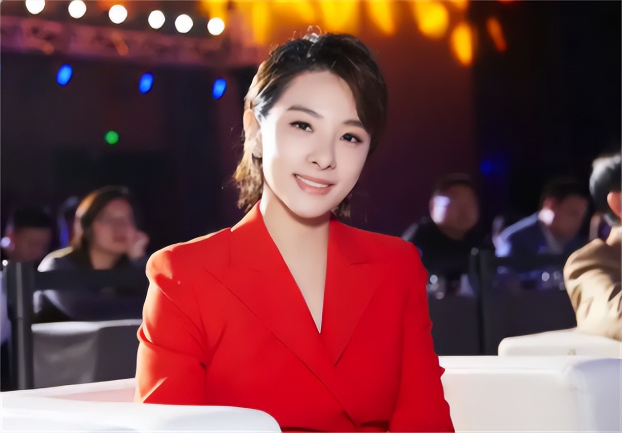 刘璇平衡木冠军怎么好（43岁奥运冠军刘璇近况，嫁入豪门被宠成少女，如今已是霸道女总裁）