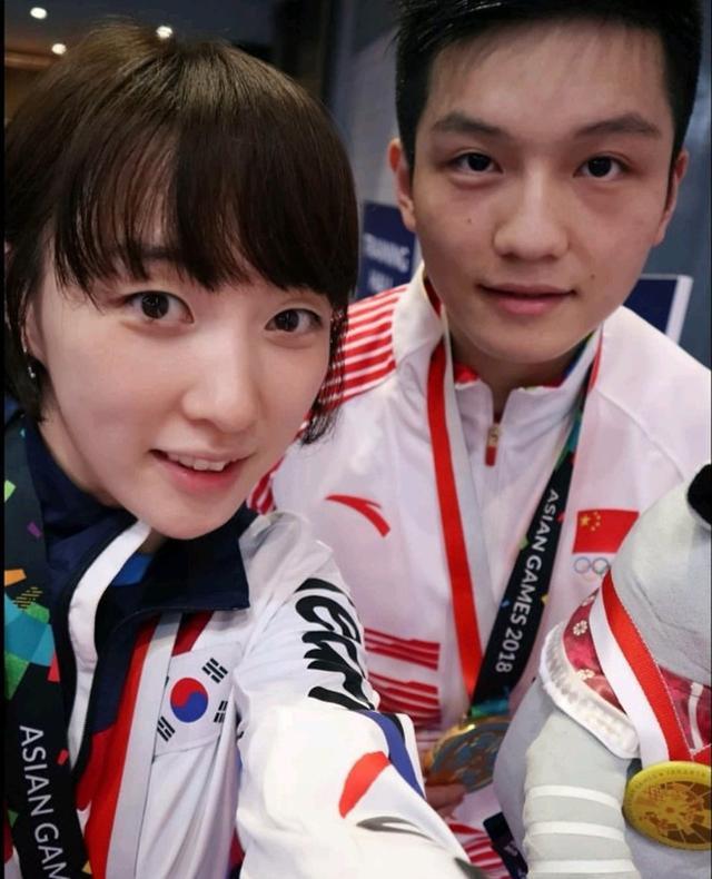 女乒世界杯徐孝元（徐孝元34歲，如同凍齡美人！世乒賽驚艷一瞬，讓孫穎莎也猝不及防）