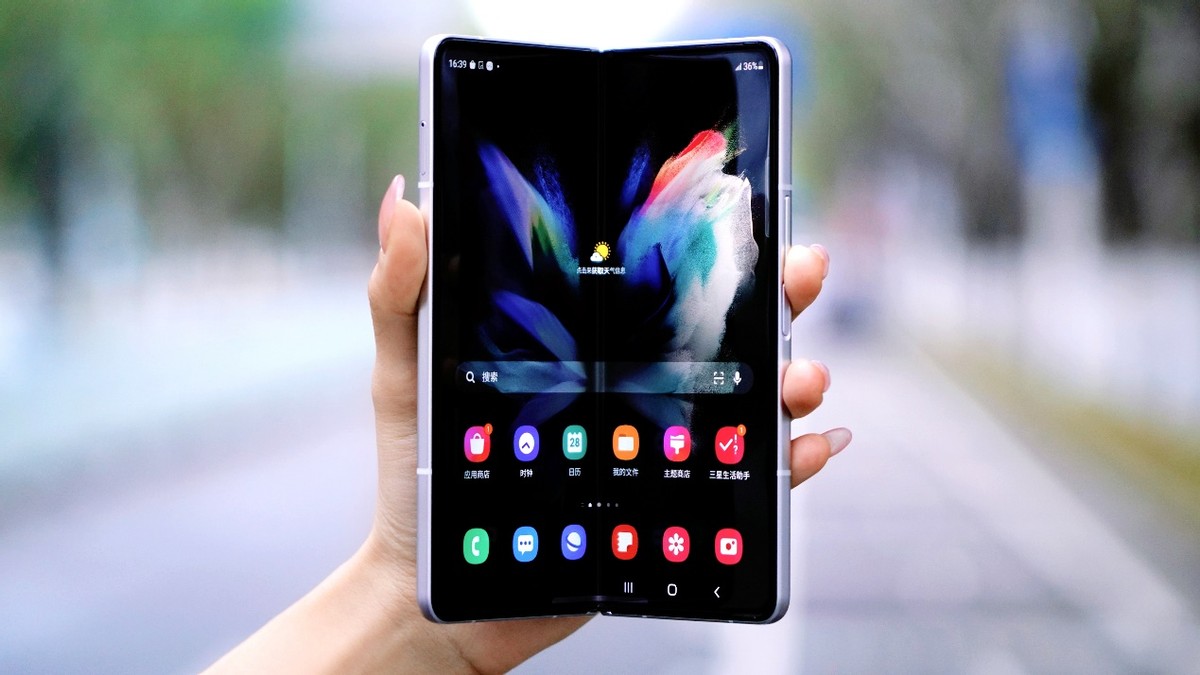 近乎半价拿下折叠屏旗舰,三星官翻机fold3成功征服了我