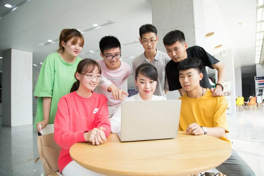 数据科学与大数据技术专业｜数字化时代，大数据独领风骚