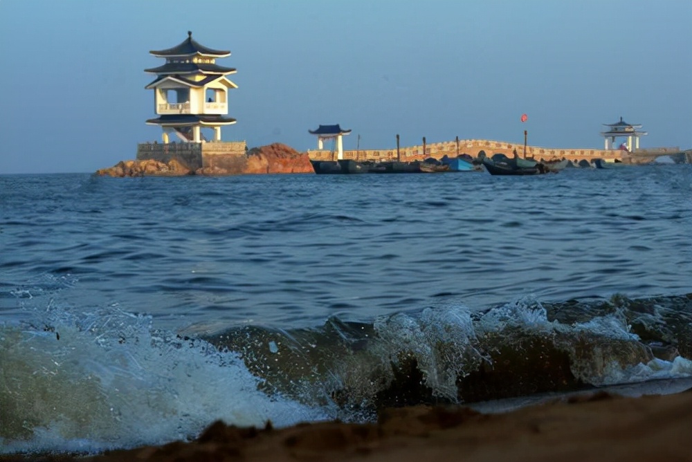 辽宁一直要去的景区，海水清澈见底，素有“第二北戴河”之称