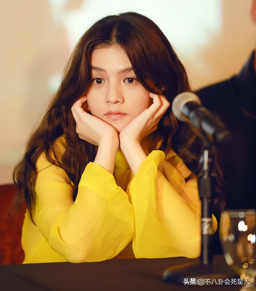 单看个个是美人，合照却开“大头特效”，这些女星被“虐惨”