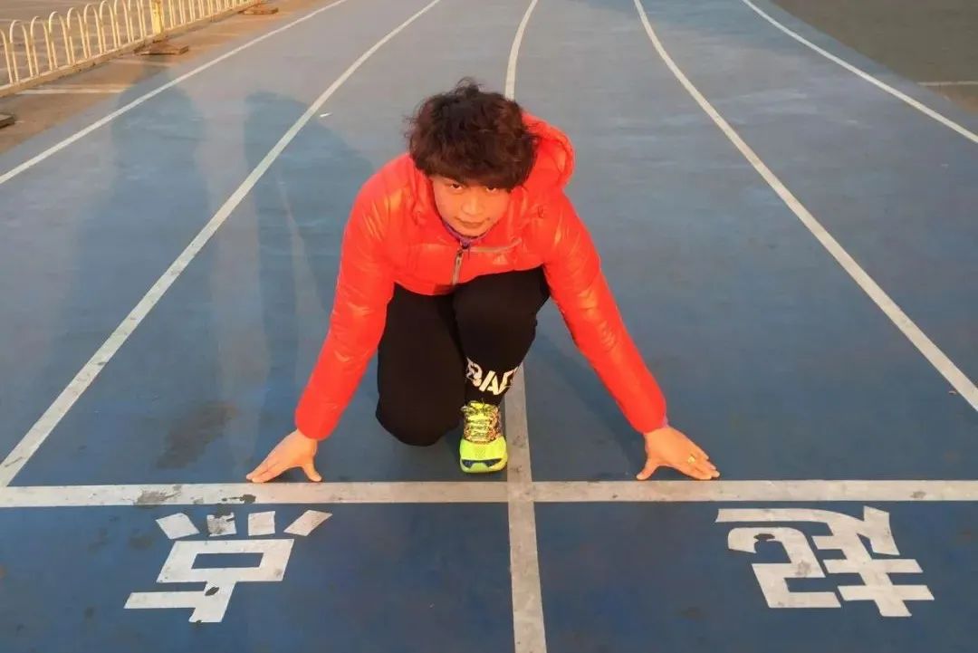 我，70后，从销售到财务，竟用了18年：放弃不难，但坚持一定很酷