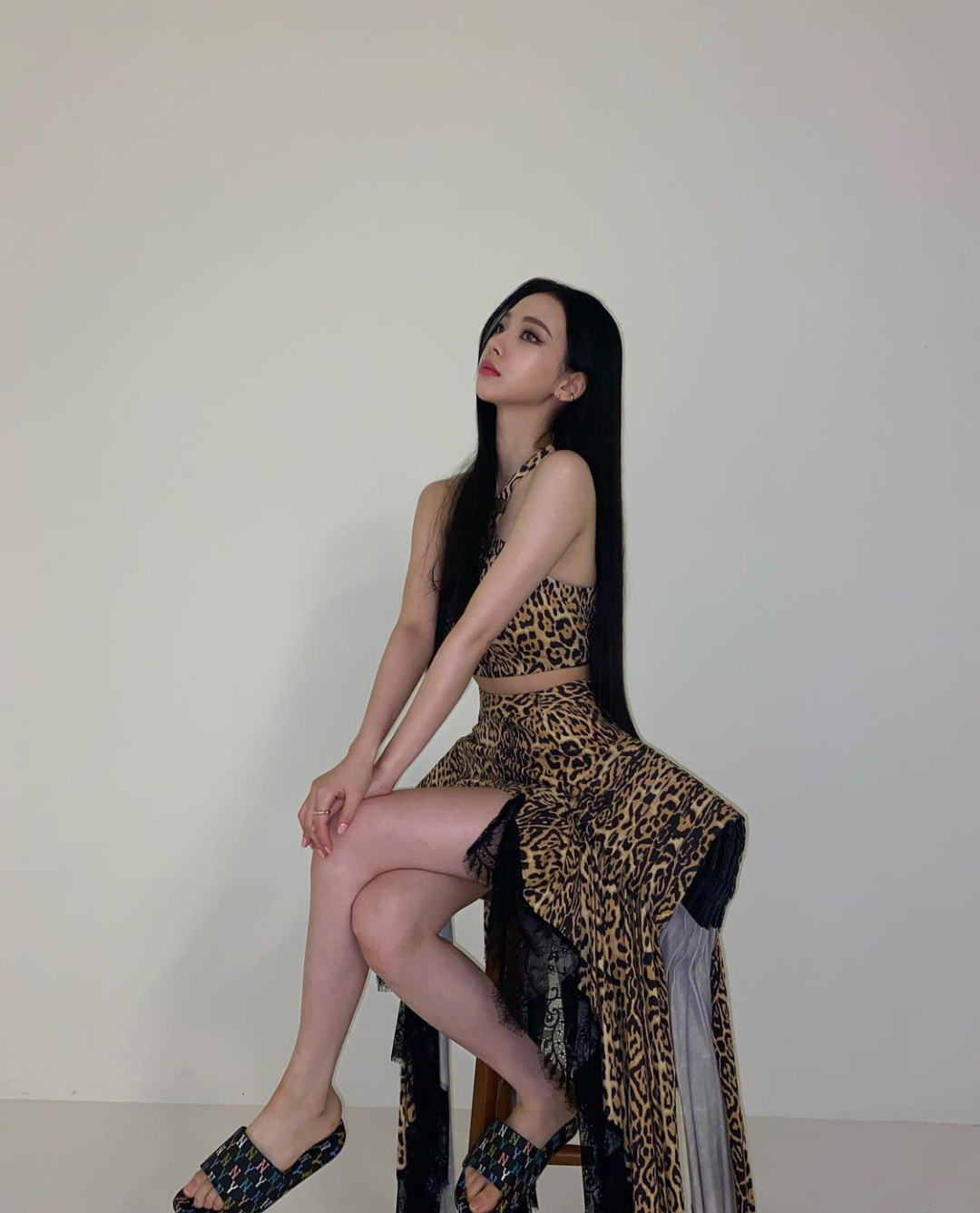 一次能吃三包拉面！完美身材一线女爱豆公开惊人饭量引人怀疑