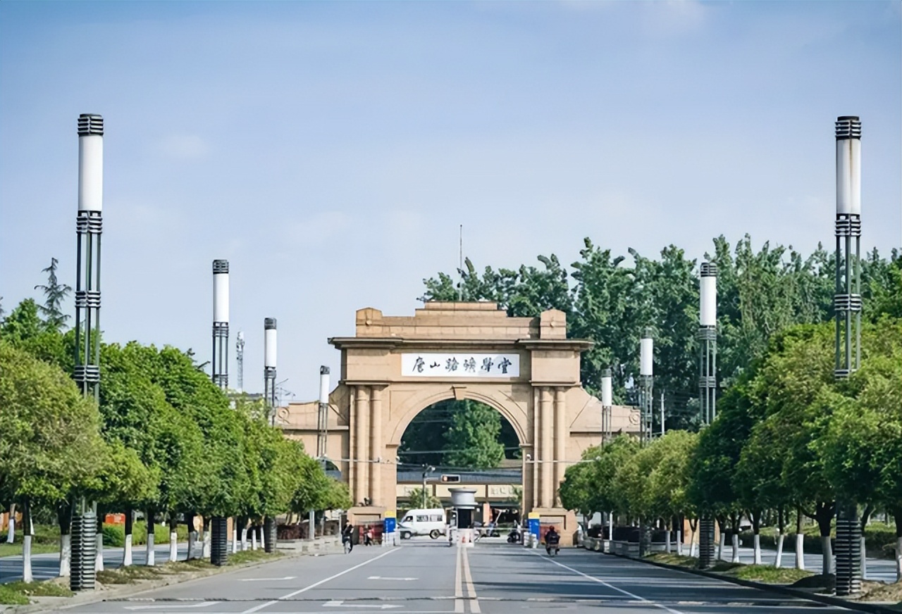 考研调剂系统今日开启！这些学校成为最后捡漏机会，考生需要注意