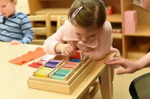 《发现孩子》：爱与尊重相伴，共享幸福人生