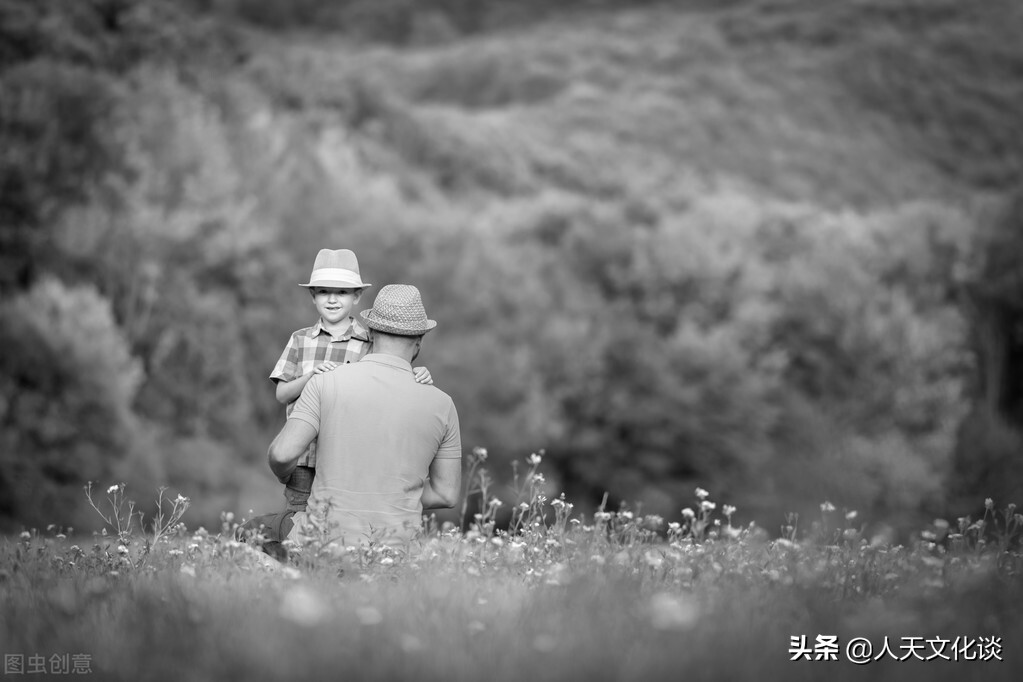 诗·父亲的背（外一首），我看到父亲的背上长了好大的一个太阳