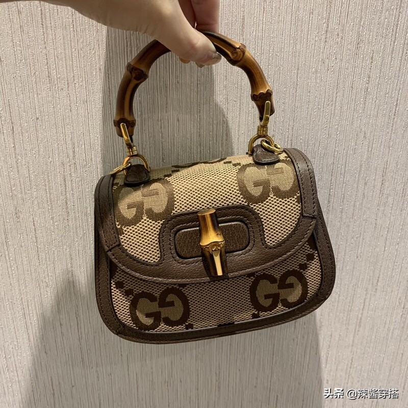 Gucci经典GG Logo变大了！跃上竹节包、托特袋、后背包和长短皮夹
