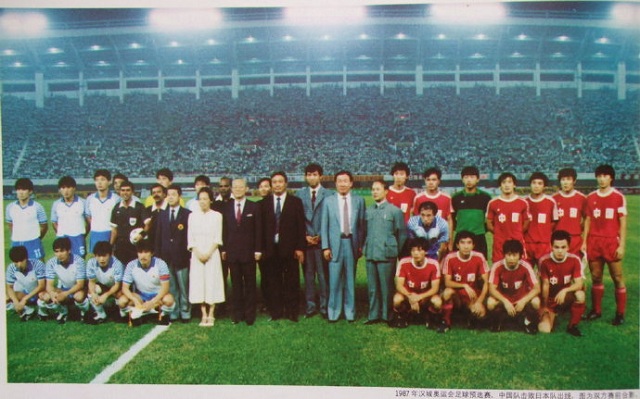 97年世界杯亚洲伊朗(回顾国足2002年晋级世界杯：占天时地利人和，现役国足为何赶不上)