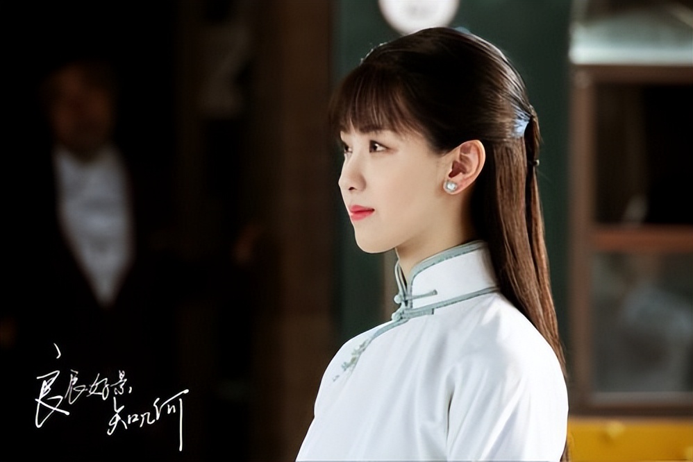 颜值不足脖子凑！这8位女星的天鹅颈太优越，气质一下就出来了