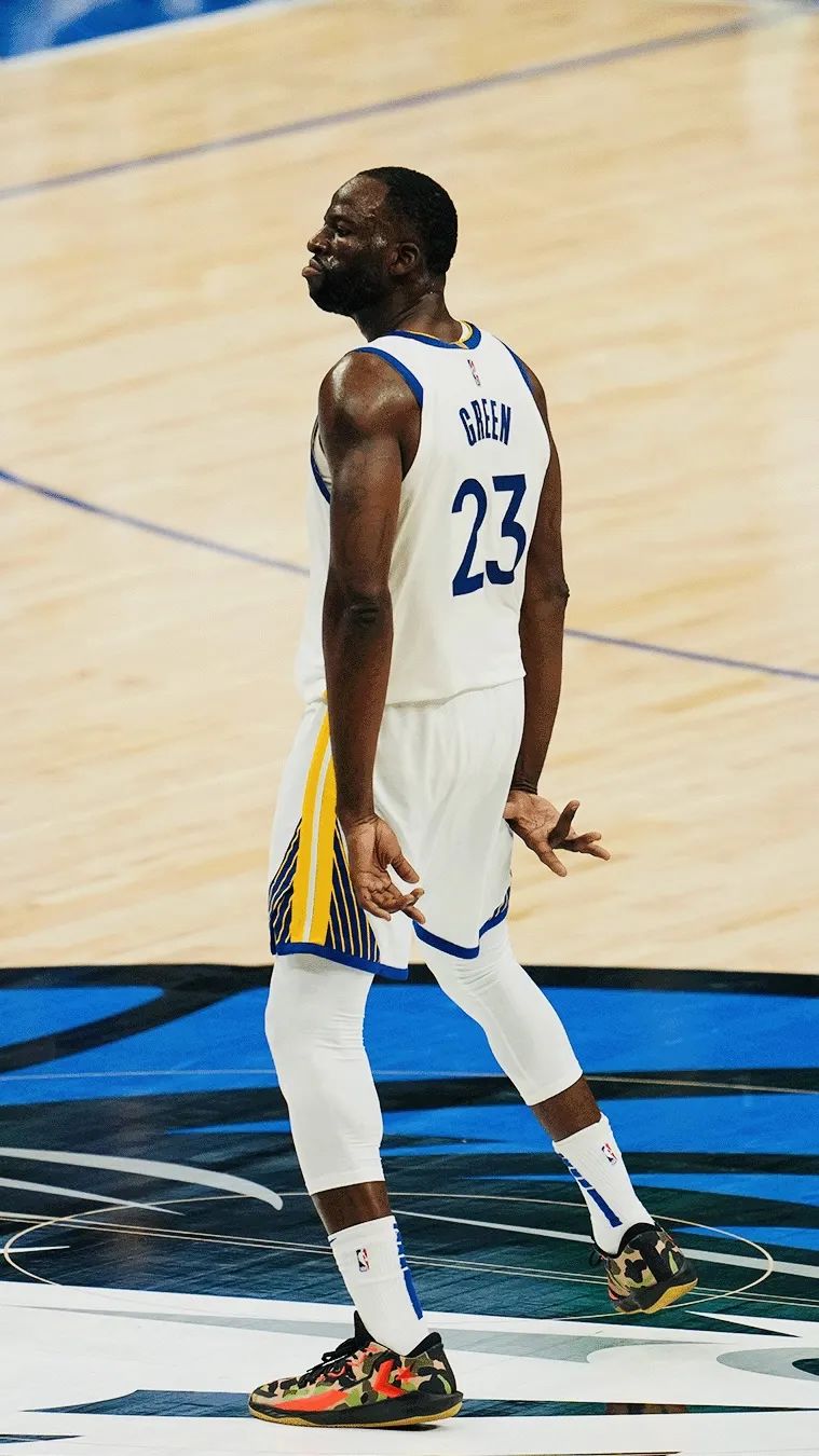 nba篮球场壁纸全景图(「球星壁纸第69期」:西决g3勇士队,请拿走你偶像