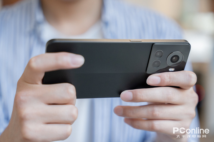 全民闪充时代！这些手机让你告别电量焦虑