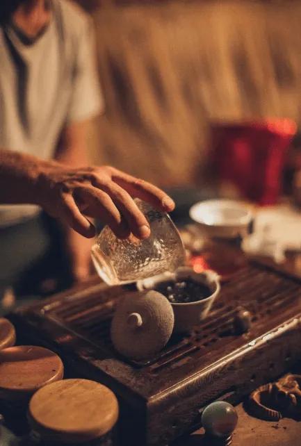 适合闲来无事喝茶,发朋友圈的句子,悠闲自得