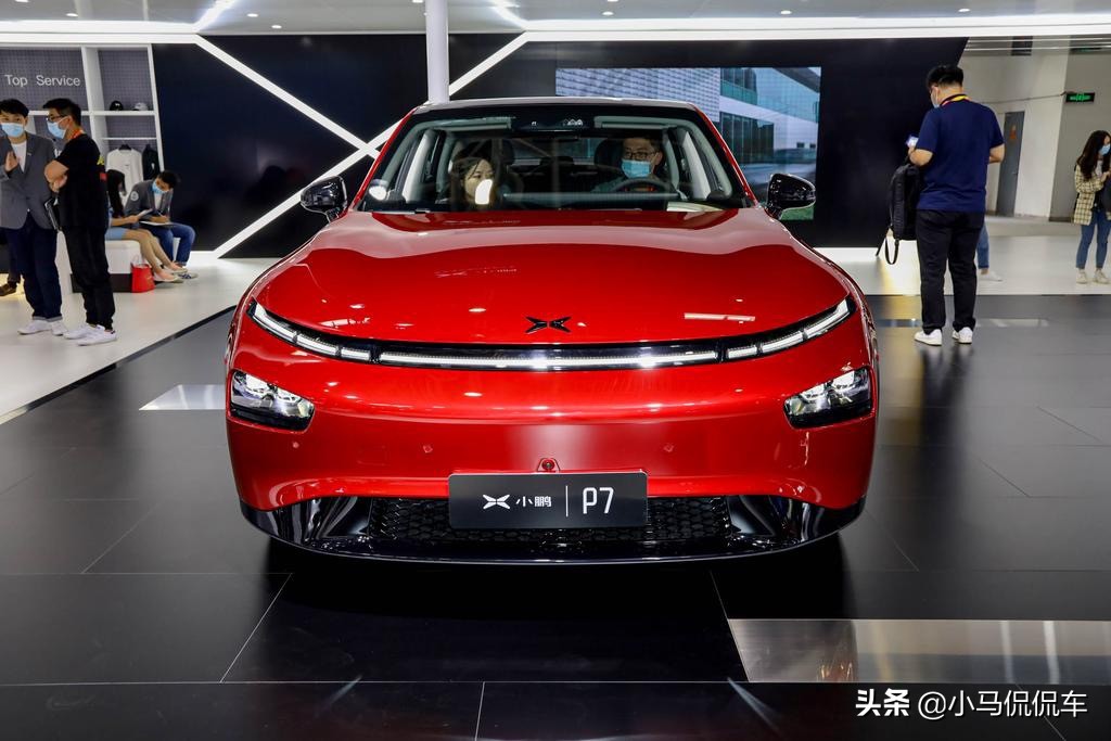 大众迈腾：曾经的保值神器变成如今的烫手山芋，只因大环境变了