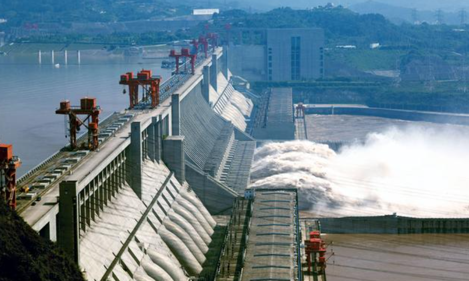 持续高温：长江、嘉陵江、洞庭湖口“渴”了｜光热发电概念上火