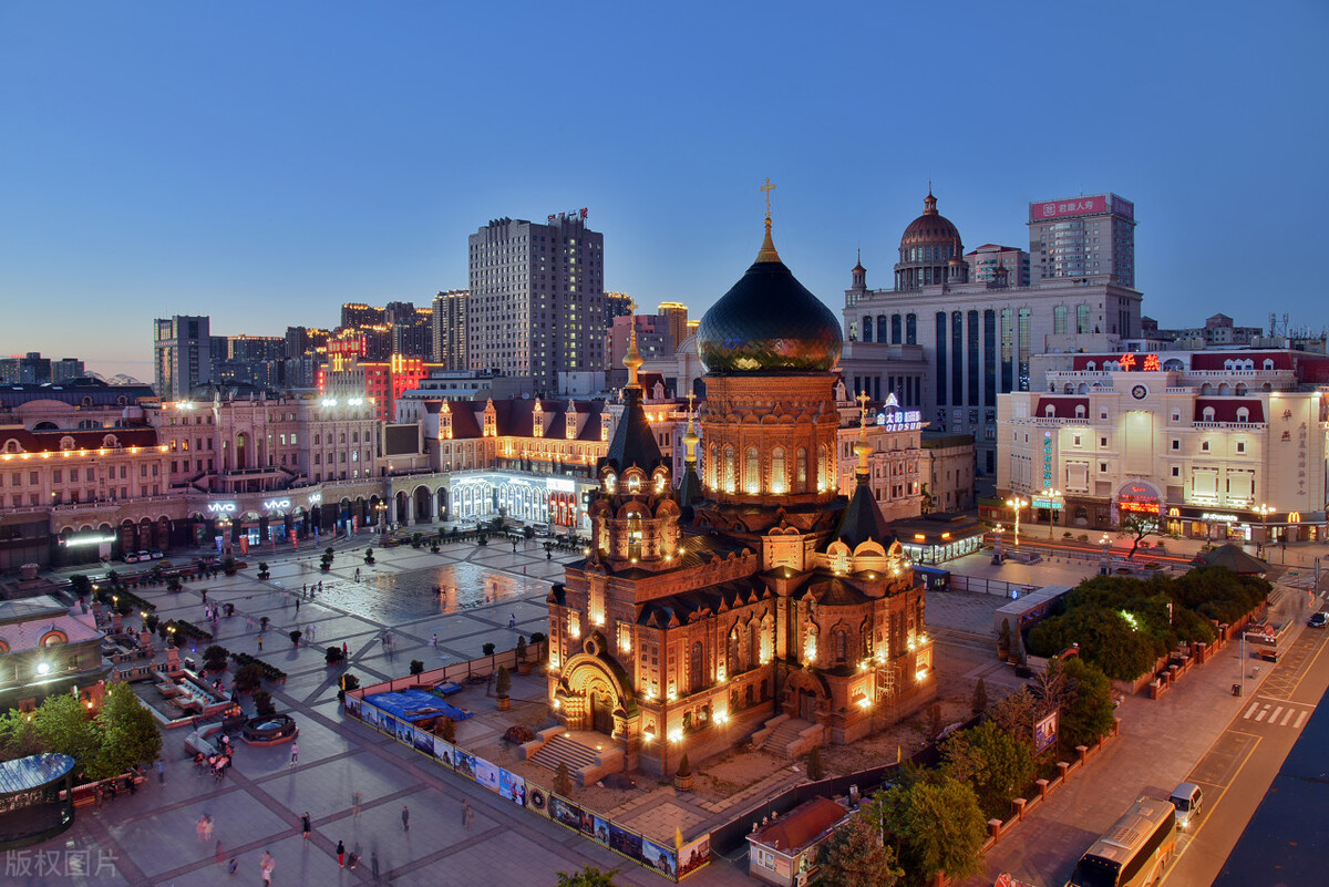 哈尔滨圣索菲亚教堂 哈尔滨圣索菲亚教堂雪景-世界十大百科