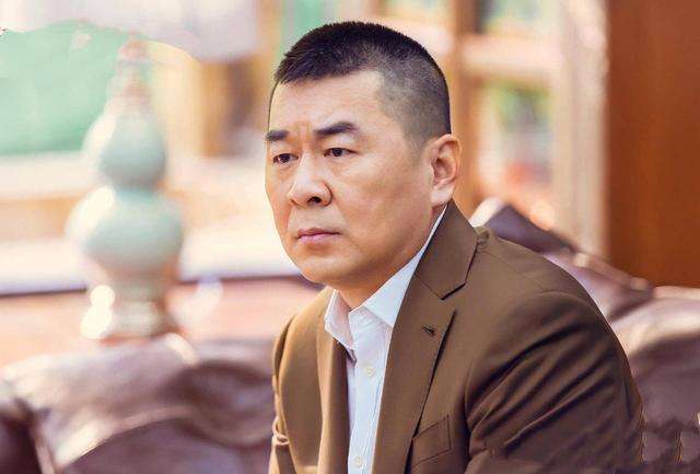 高考第一天，盘点那些花了3年才考上大学的明星，他们依然闪耀