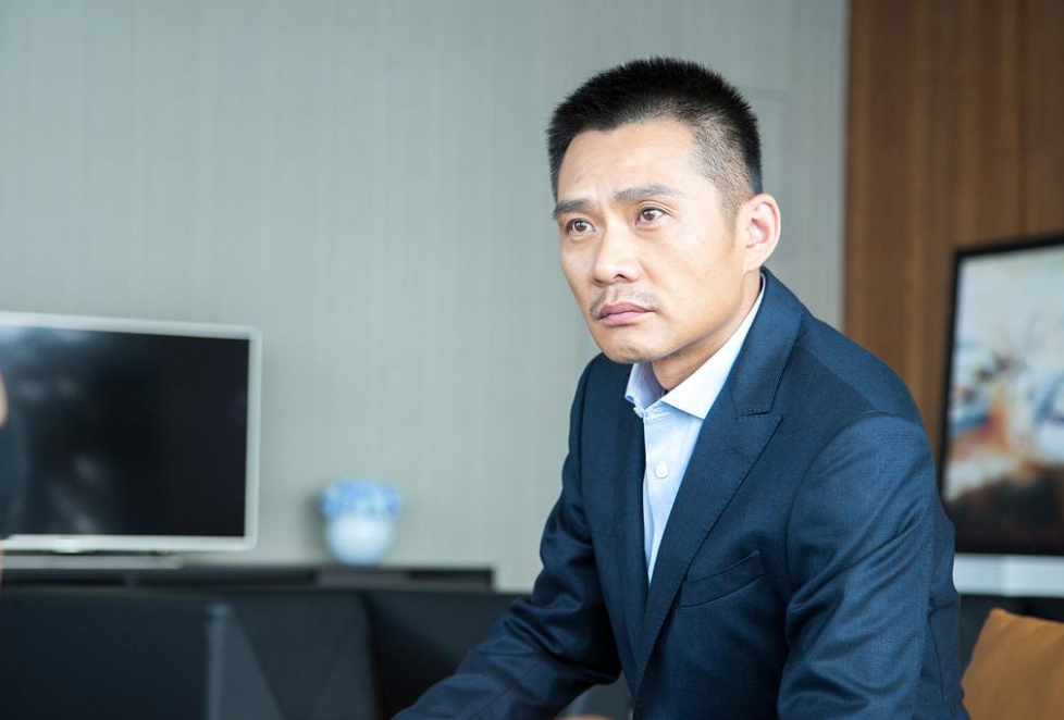 22年了,那个说成名后绝不抛弃糟糠之妻的任帅,履行承诺了吗?