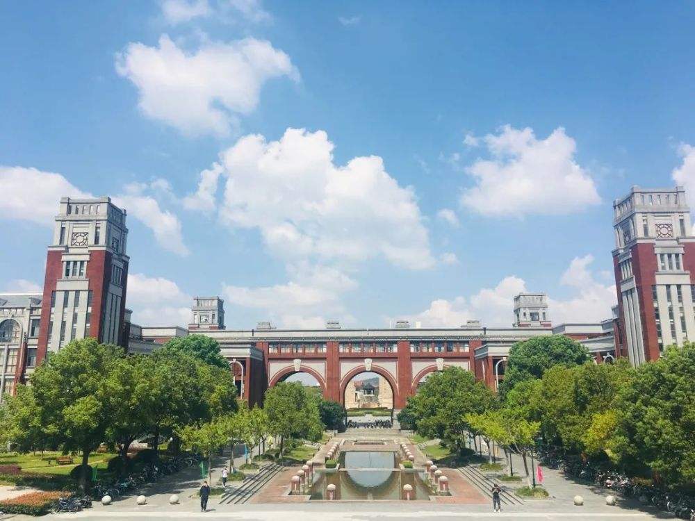 上海政法学院与华东政法大学是否需要合并