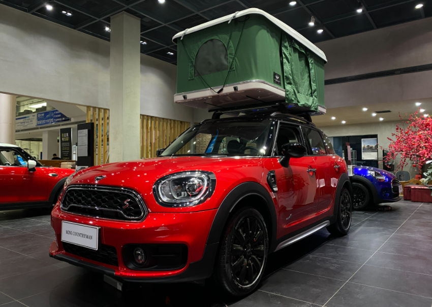 女的开什么车既实用又好看（女生开哪款车合适些）