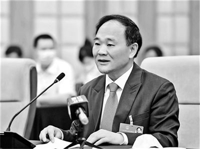 李书福蛇吞象：吉利豪购沃尔沃震惊全球