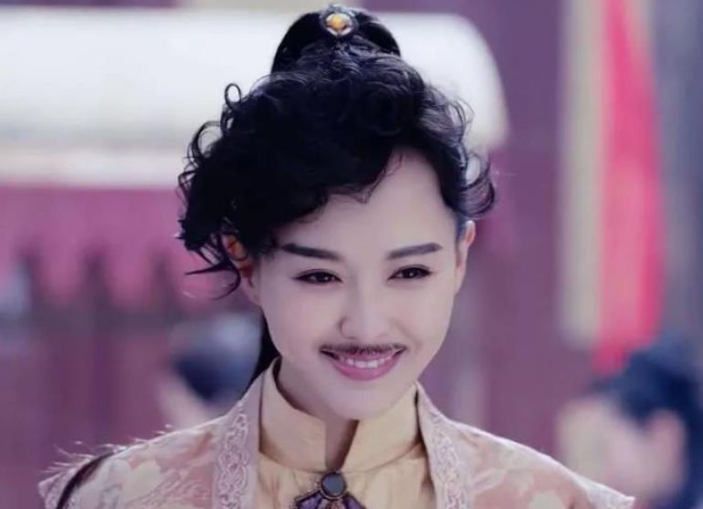 “女扮男装”不能硬演，有人雌雄难辨，有人却让观众怀疑眼睛