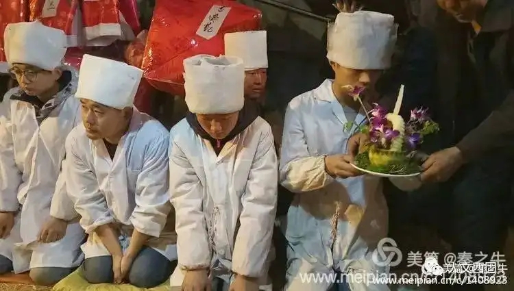 拜祭和祭拜的区别（祭奠和祭拜有何区别）-第4张图片-昕阳网