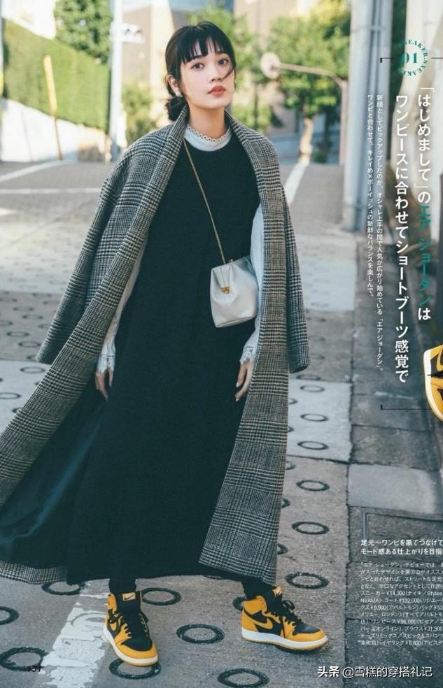 女人过了45岁，穿大衣“宜长不宜短”，显高显瘦不说，还更高级