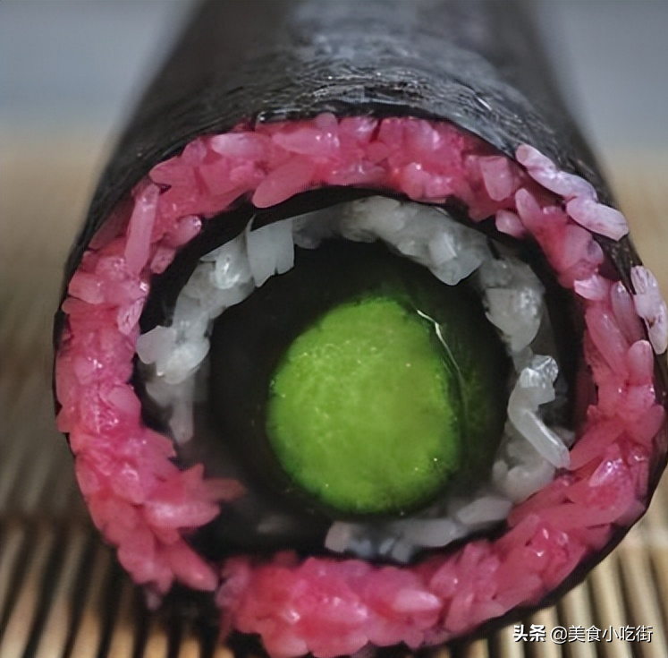 寿司怎么做好吃（教你一个寿司简单又好吃的做法，十分钟搞定，快收藏）