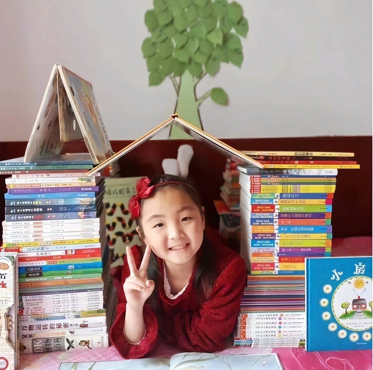 世界读书日威海环翠学子与书籍创意合体