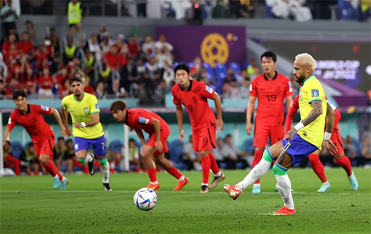 巴西4-1韩国又是假球？名记：米卢02年求巴西，赢了就行别踢太狠