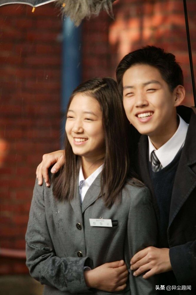 盘点12位「童星出身」的韩国女演员，李世荣、文佳煐都变女神啦