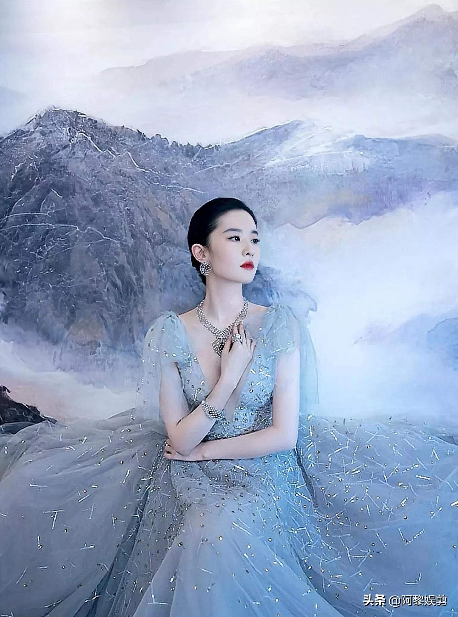 刘亦菲的这身装扮太漂亮了