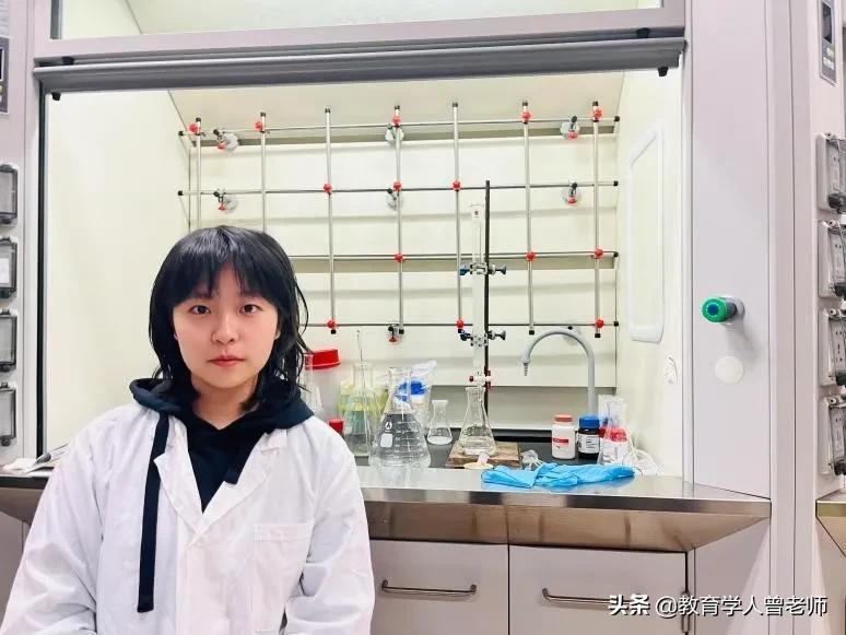 暨南大学美女学姐，从中等生“逆袭”到清华，颜值与才华令人点赞