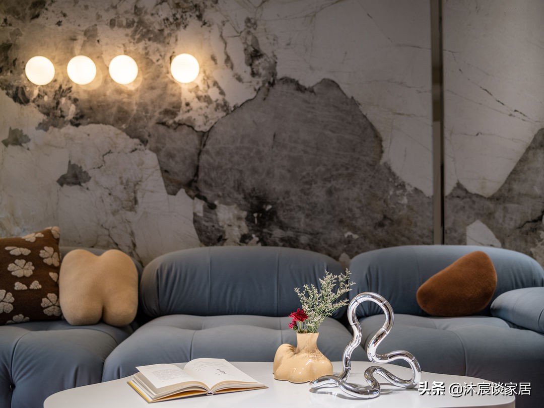 二次装修，她选择奶油色系，室内简约高级，享受温柔甜蜜的生活