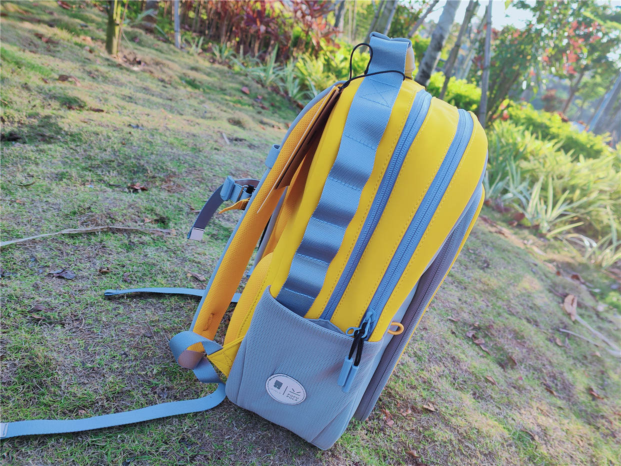 地平线8号儿童背包体验，释压护脊还颜值在线，这特么也太能造了