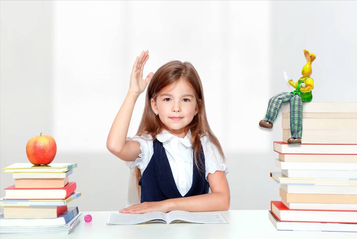 数学老师：“数学成绩好”的孩子，都有4个特征，家长要从小培养