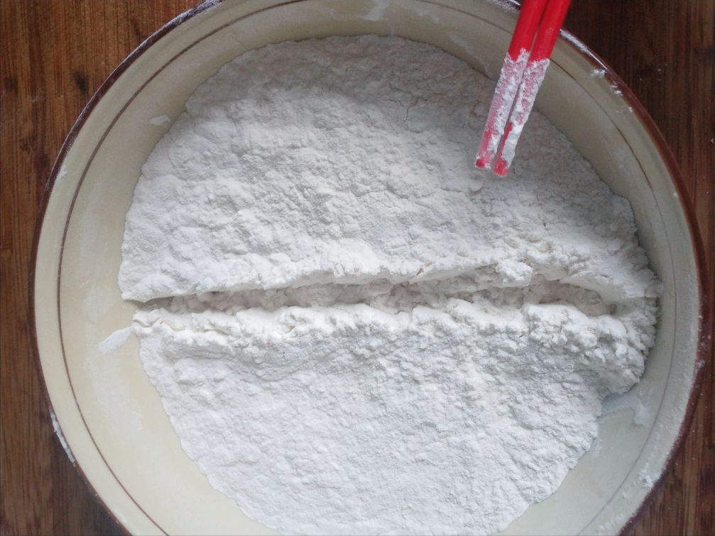 千層餅、油酥燒餅、餡餅的做法，全都是麵食，鮮香美味，酥軟油潤