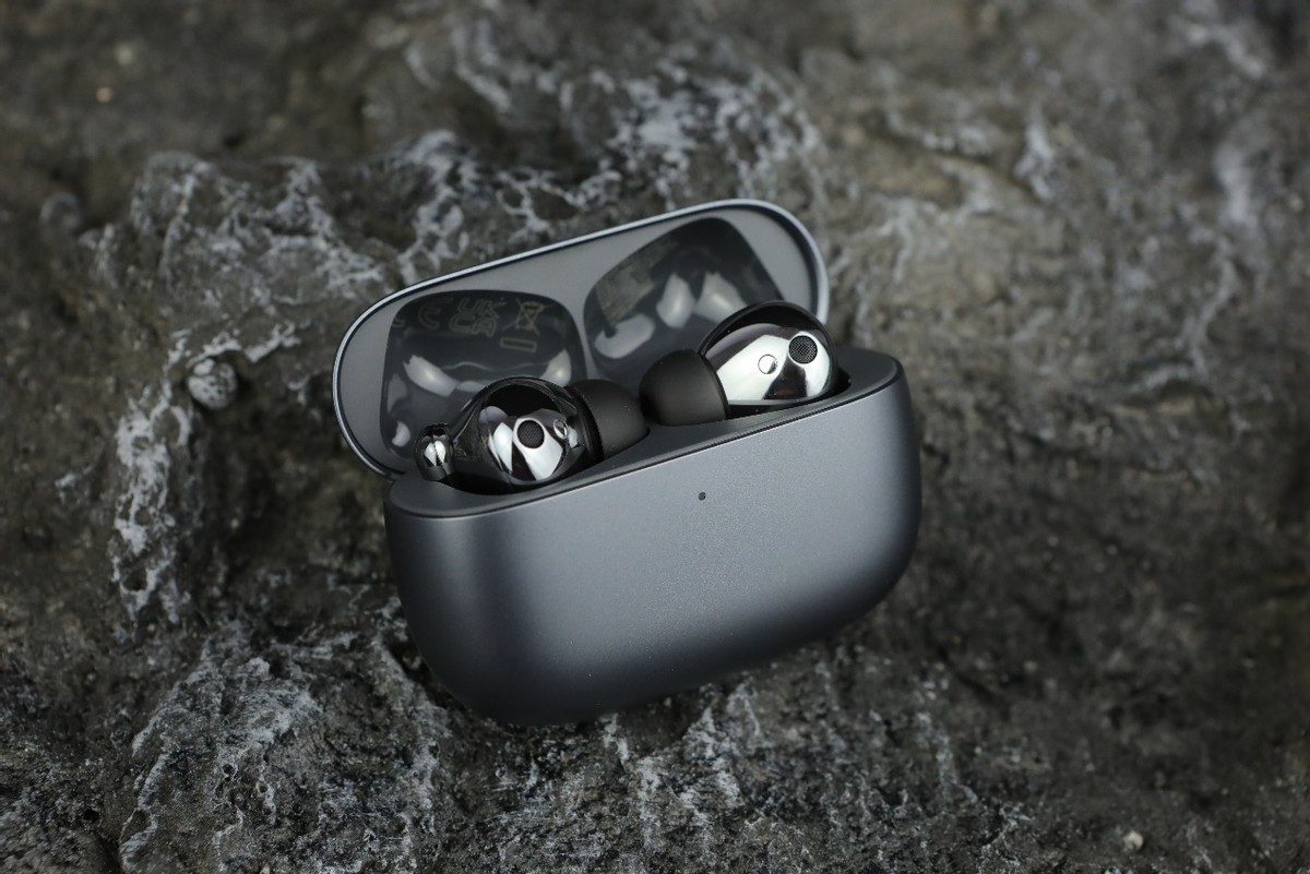 能測溫的耳機你見過嗎？Earbuds 3 Pro智能測溫降噪耳機